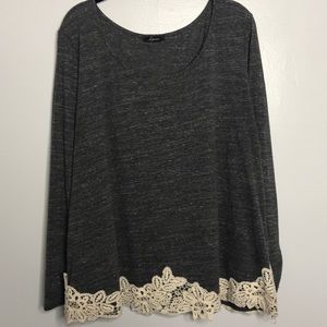 Adorable grey shirt with ivory lace
